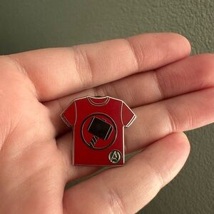 Disney Parks "Hidden Disney" 2024 Hidden Mickey Marvel Thor T-Shirt Pin